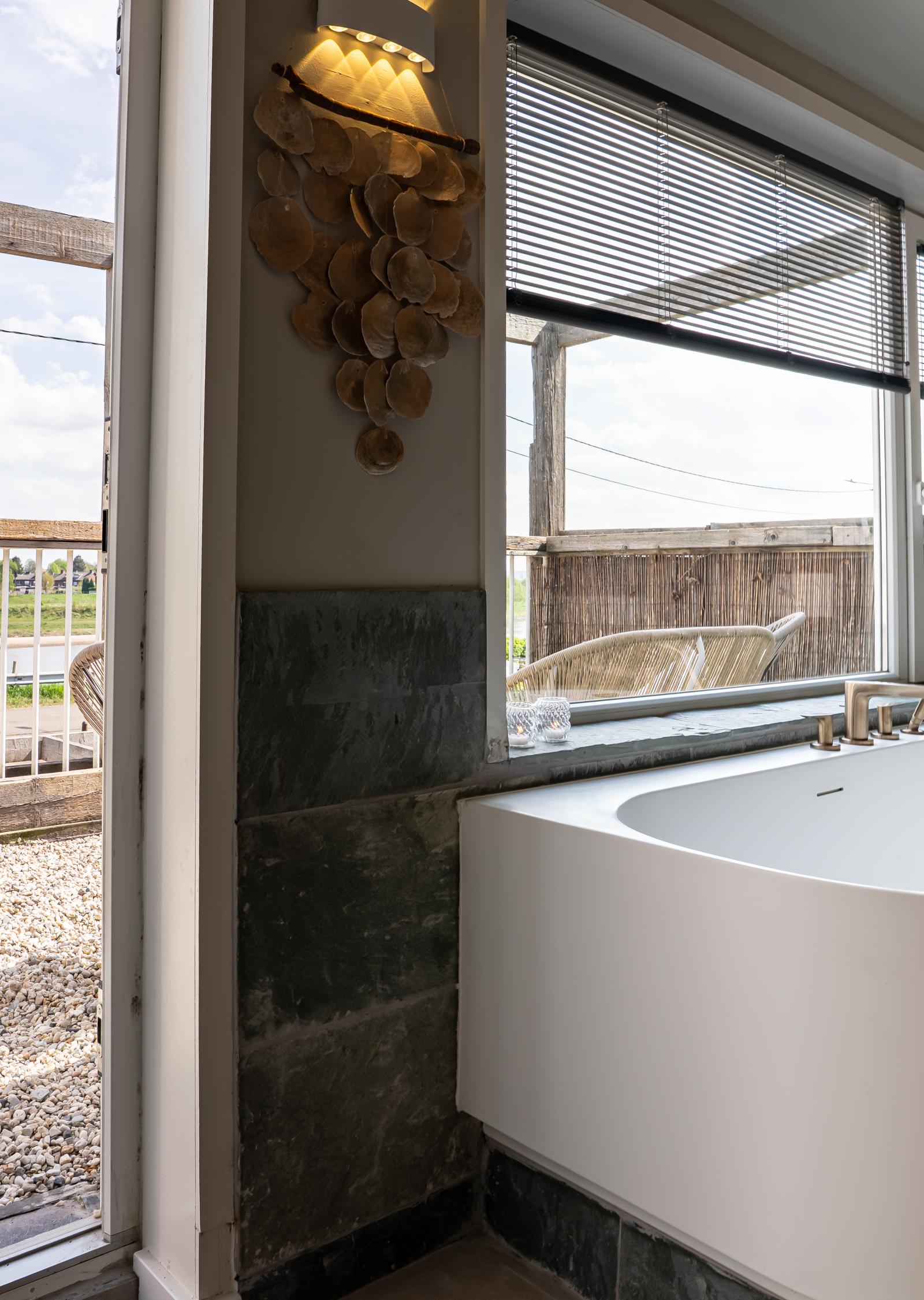 Loft Suite bij Maas Suites in Smeermaas — foto 10