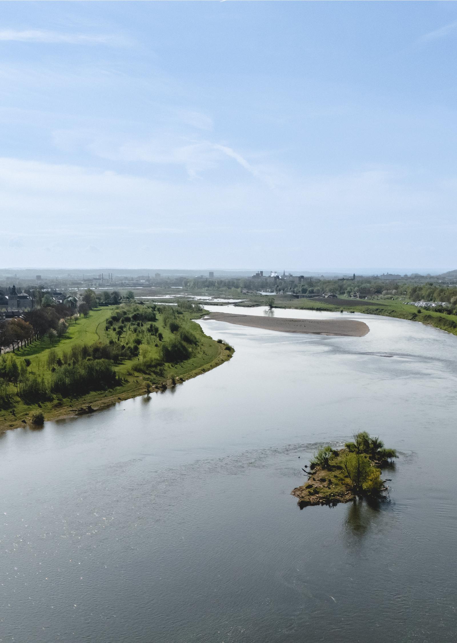The River House bij Maas Suites in Smeermaas — foto 16